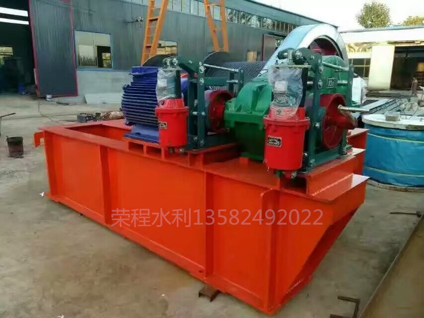 ��P���]�C